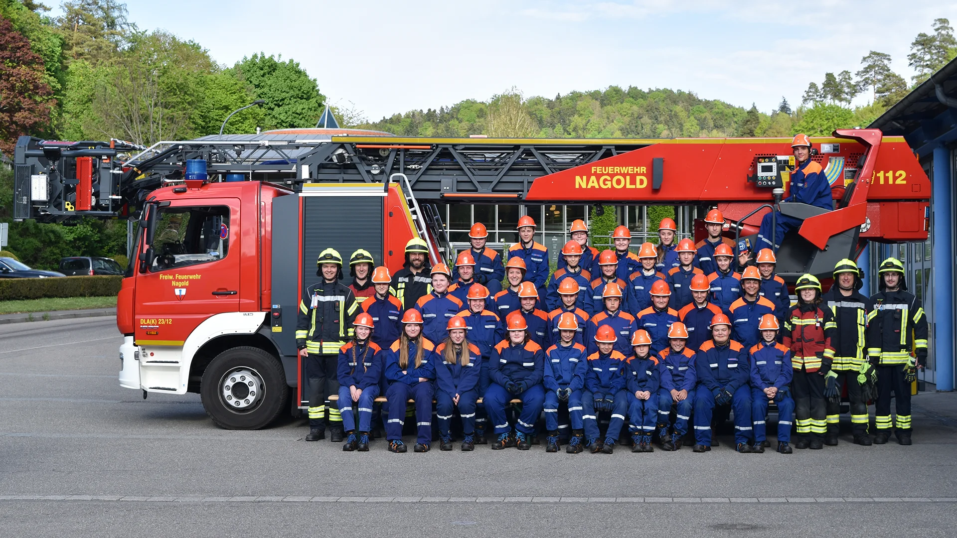 JF Gruppenbild DLK Seitlich 2025